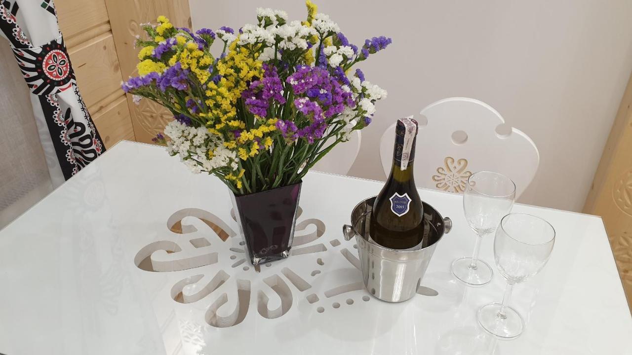 Villa Fortuna - Regionalne Apartamenty & Spa - Sauna, Grill, Jacuzzi Z Widokiem Na Tatry زاكوباني المظهر الخارجي الصورة