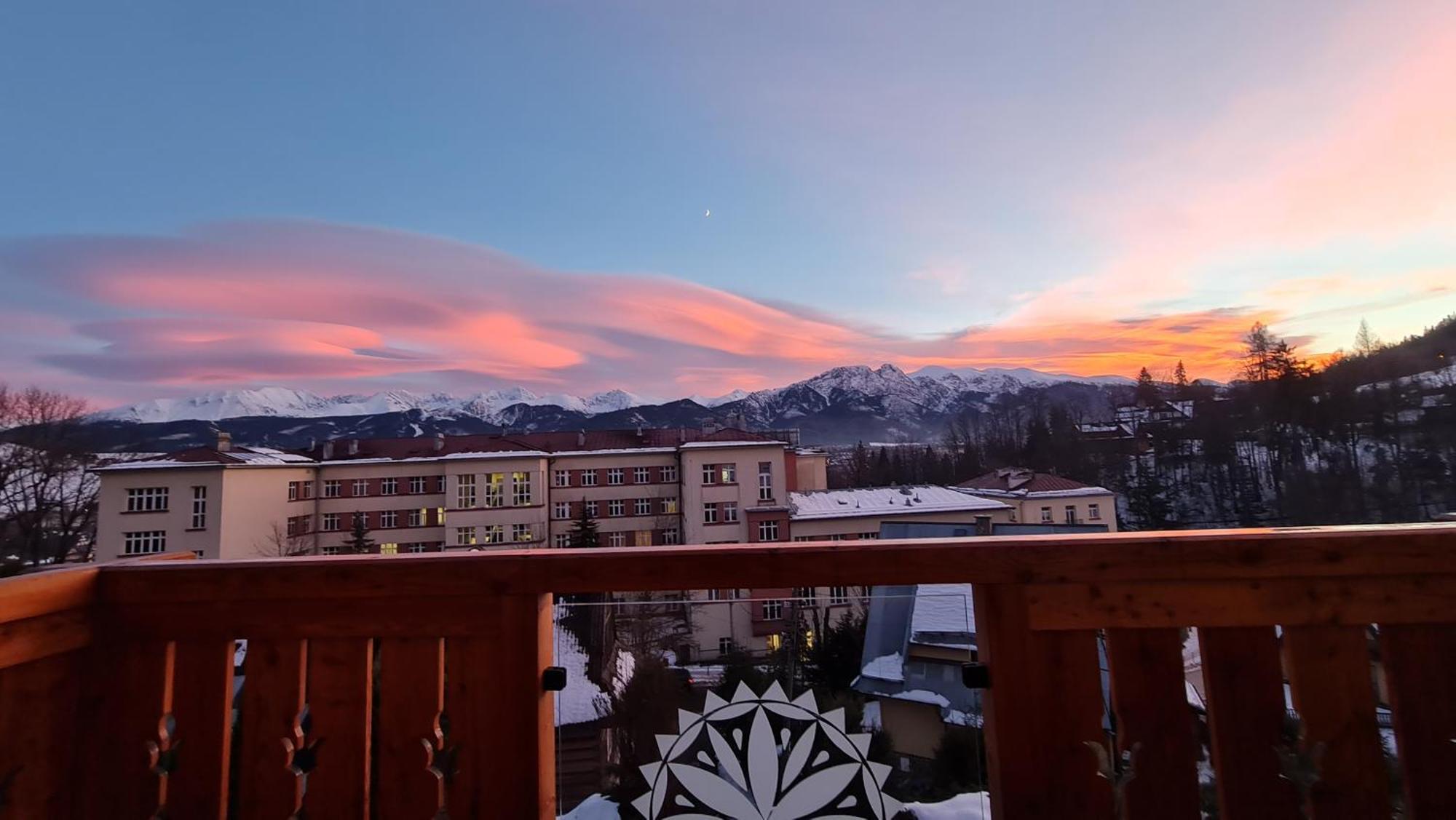 Villa Fortuna - Regionalne Apartamenty & Spa - Sauna, Grill, Jacuzzi Z Widokiem Na Tatry زاكوباني المظهر الخارجي الصورة